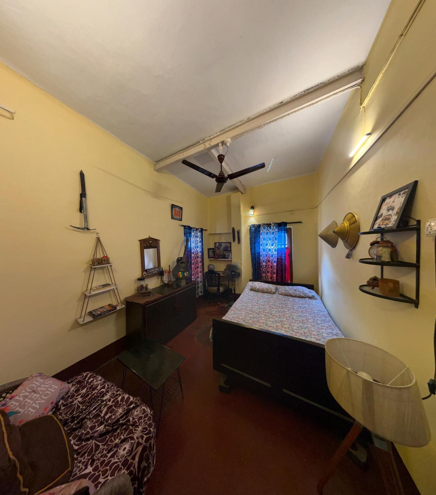Calcutta Backpackers Homestay- For Travellers And Backpackers Екстер'єр фото