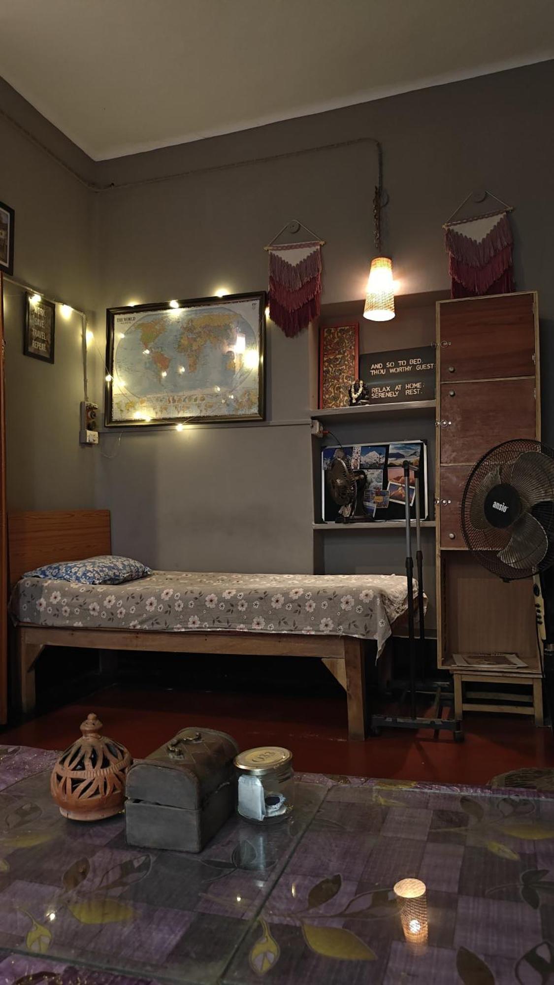 Calcutta Backpackers Homestay- For Travellers And Backpackers Екстер'єр фото